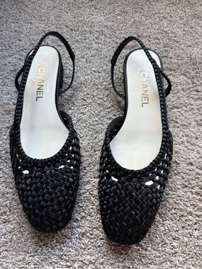 NWOT CHANEL Black Woven Slingback Flats